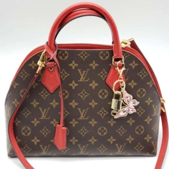 Authentic Louis Vuitton Lock & Key with unbranded Bagcharm, Keycharm 121625 - Picture 9 of 9